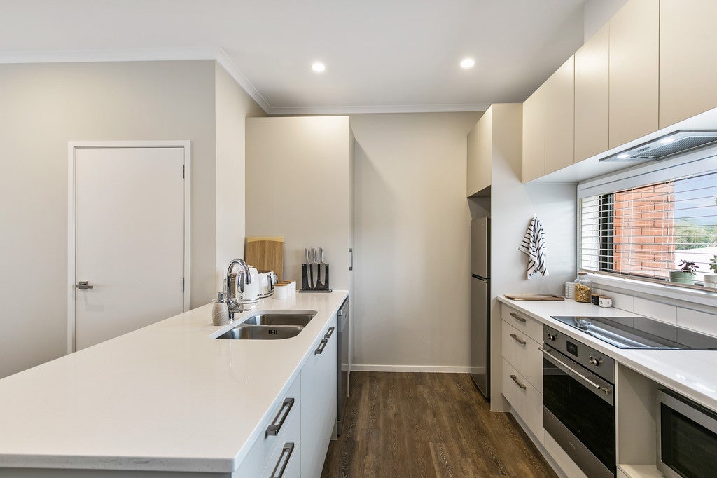 4 Mangahoe Road, Mount Wellington, Auckland - Carousel 2