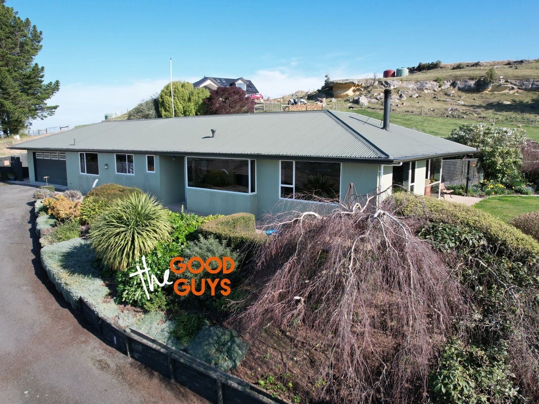 51 Browns Road, Alma - Carousel 1