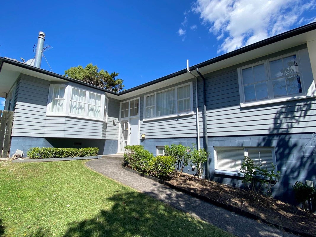 65 Merriefield Avenue, Forrest Hill, Auckland - Carousel 2