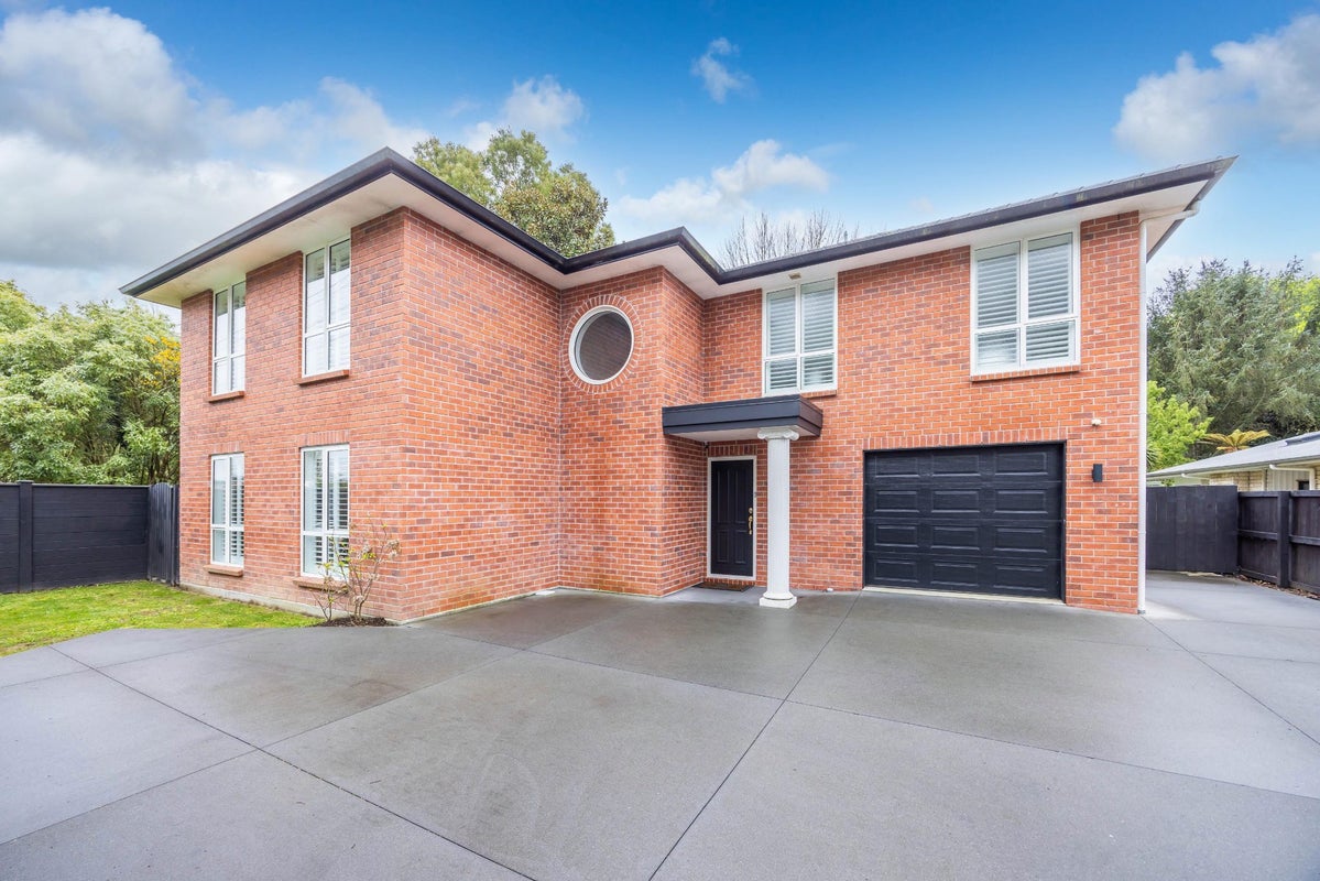 1086 River Road, Queenwood, Hamilton - Carousel 2