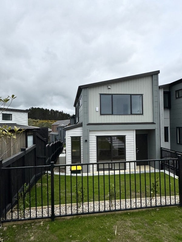 3 Kikorangi Drive, Wainui - Carousel 1
