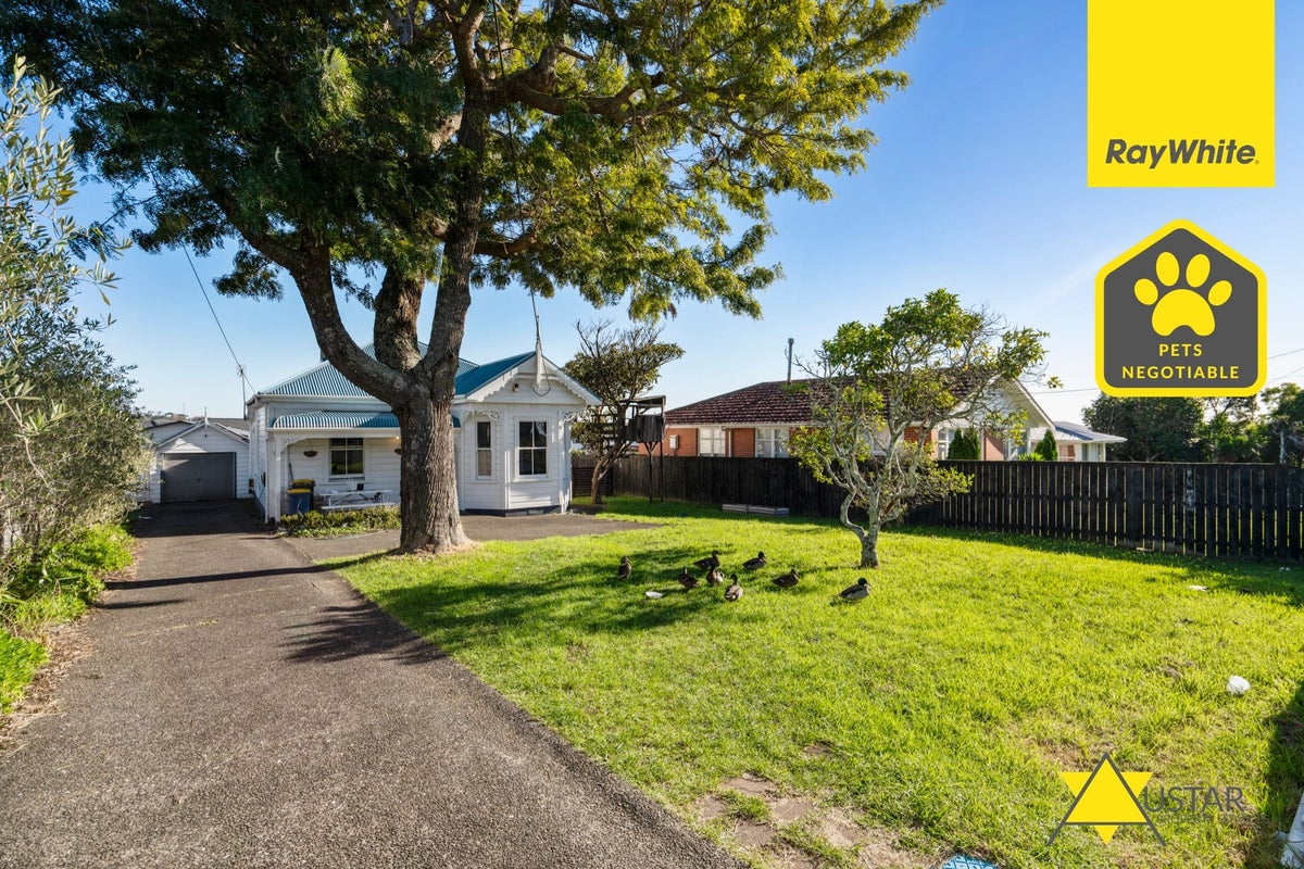 44 Archibald Road, Kelston, Auckland - Carousel 2