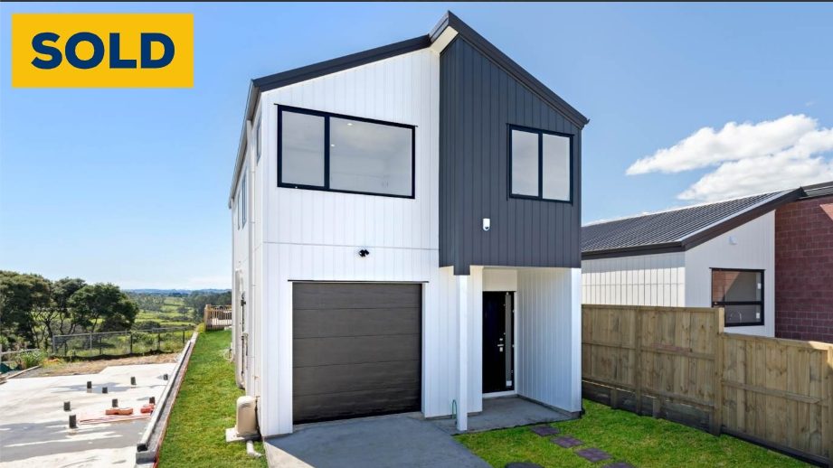 29C Biokovo Street, Massey, Auckland - Carousel 1
