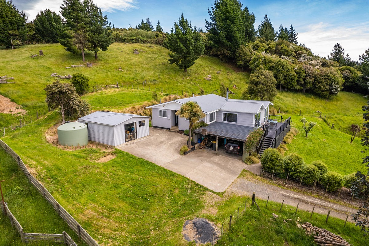 132 Green Road, Mount Cargill, Waitati - Carousel 1