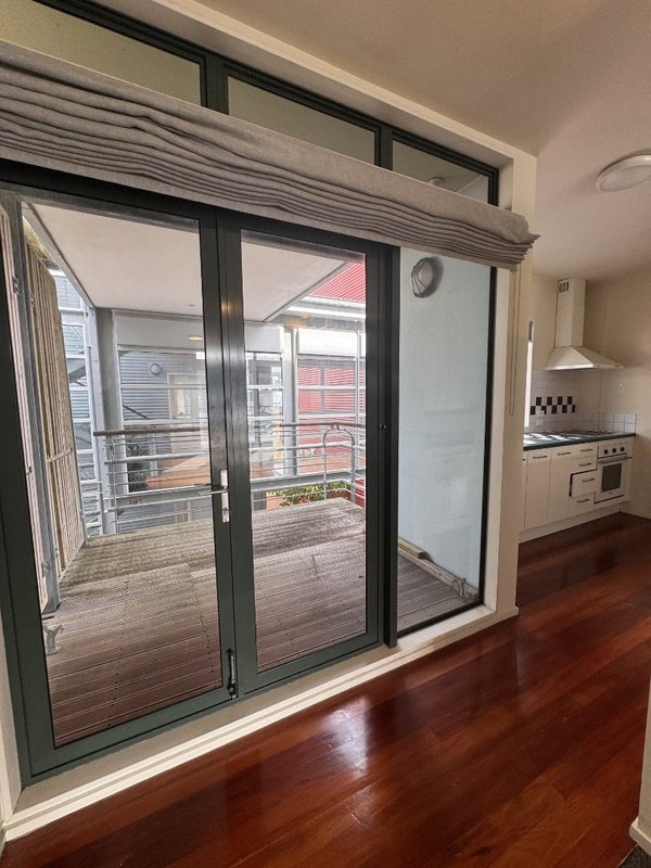 8/26 Marion Street, Te Aro, Wellington - Carousel 2