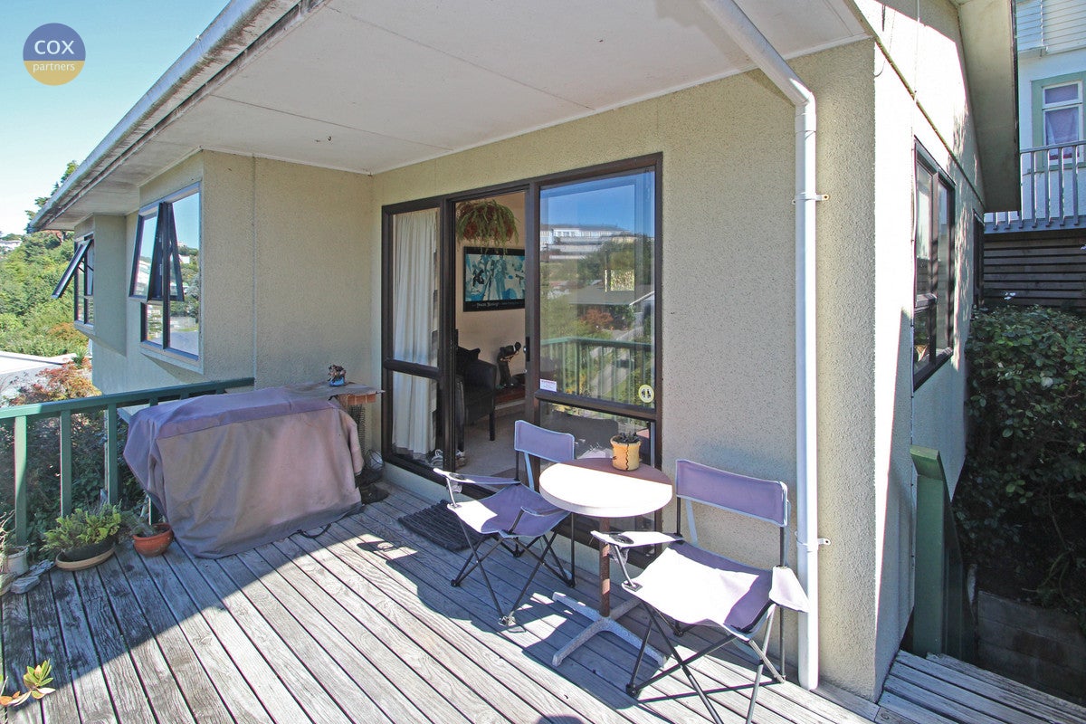 2A Lucy Road, Bluff Hill, Napier - Carousel 2