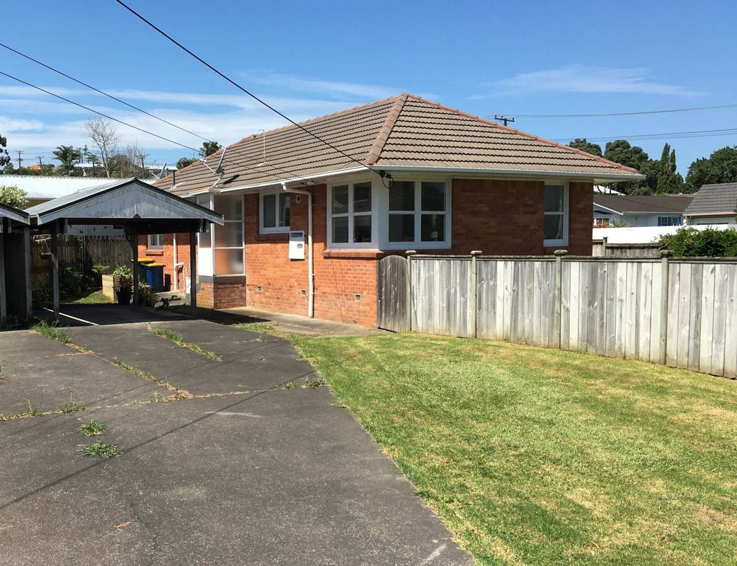 1/63 Stanley Avenue, Milford, Auckland - Carousel 12