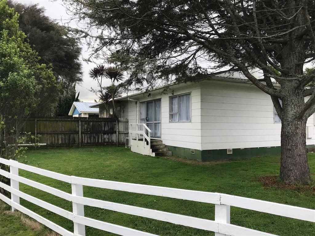 25B Challen Close, Conifer Grove, Takanini - Carousel 1