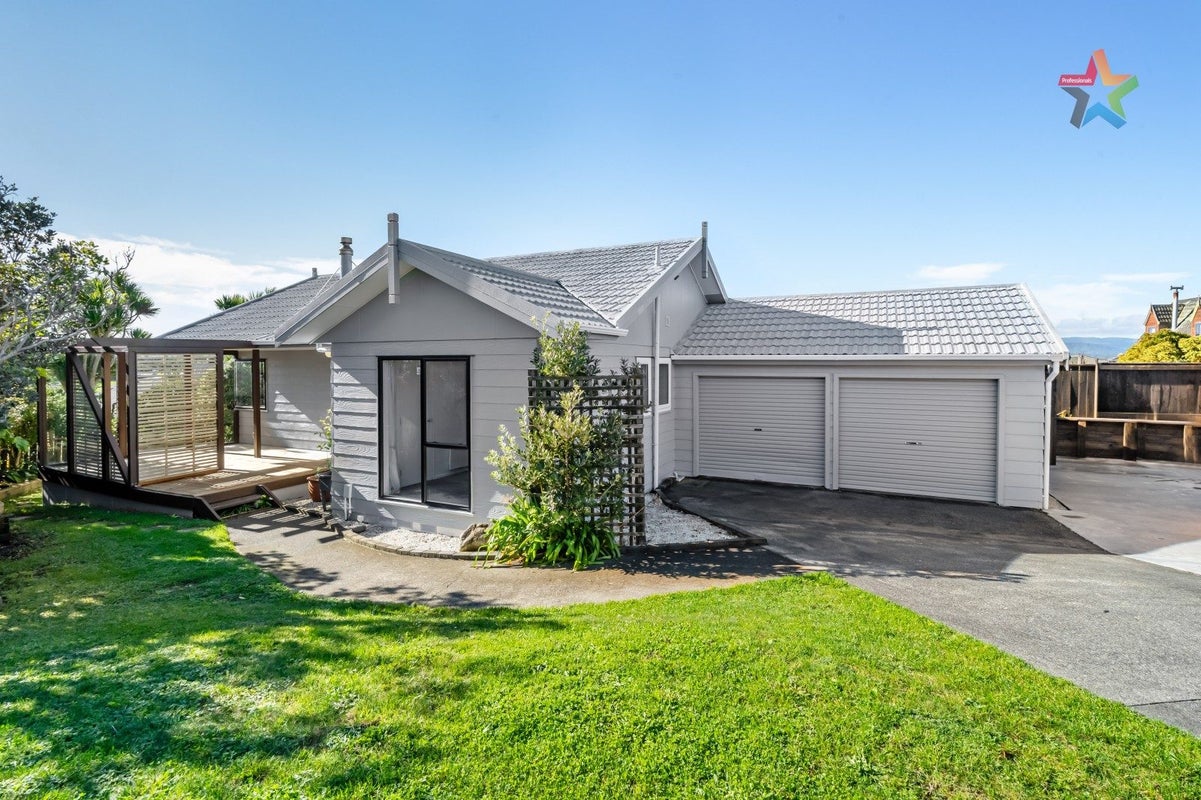 21 Jasmine Grove, Maungaraki, Lower Hutt - Carousel 1