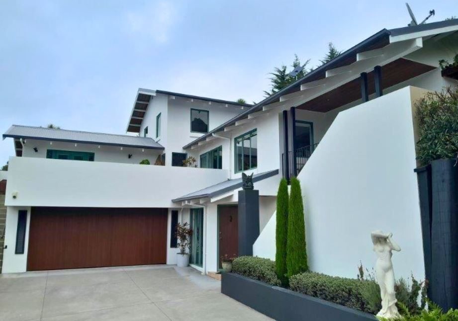 8A Main Road, Governors Bay, Lyttelton - Carousel 2
