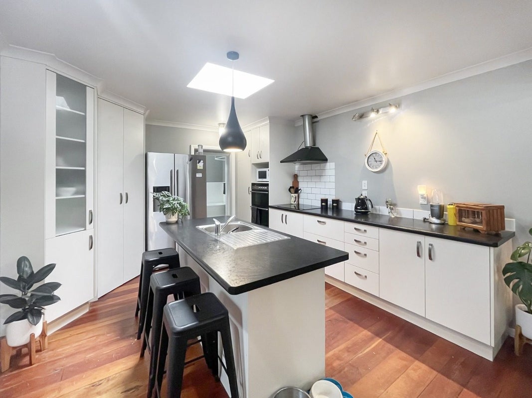 752 Rangitikei Line, Milson, Palmerston North - Carousel 2