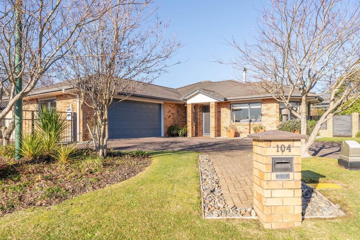 104 Rimuvale Street, Pukehangi, Rotorua - Carousel 1