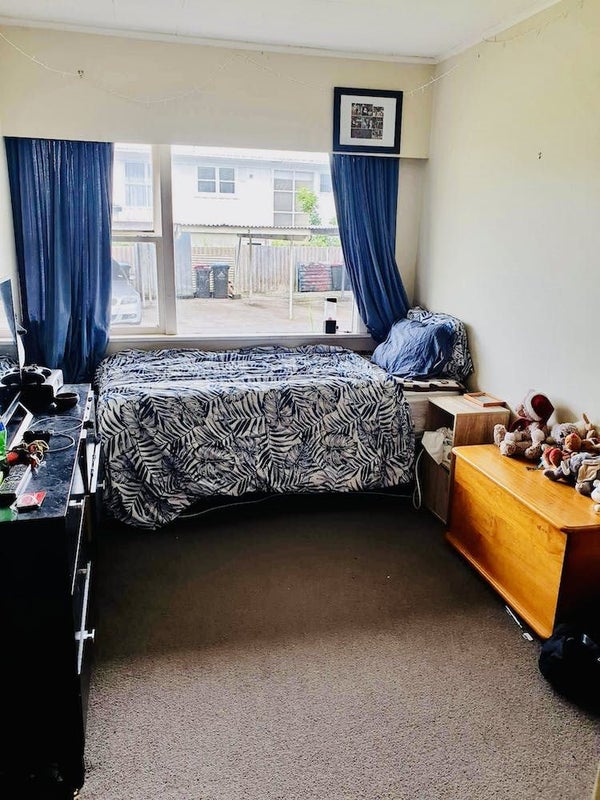 2/27A Campbell Road, Royal Oak, Auckland - Carousel 2