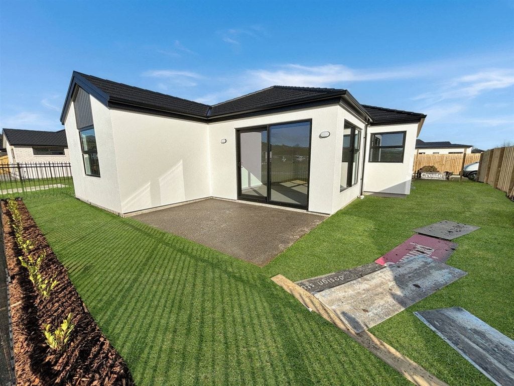 2 Riroriro Lane, Halswell, Christchurch - Carousel 9
