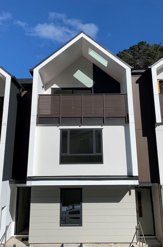 6/229 Aro Street, Aro Valley, Wellington - Carousel 1