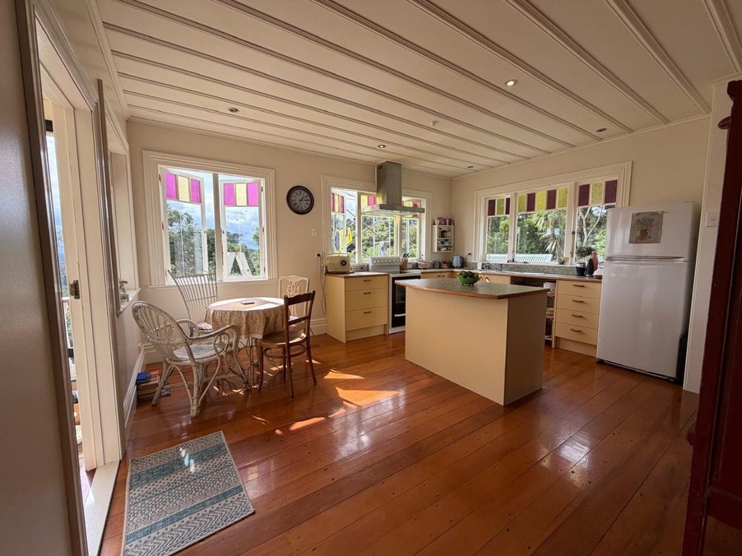 466 Wairere Road, Waitakere, Auckland - Carousel 2