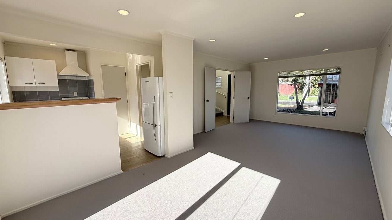 4/44 Kingsland Avenue, Kingsland, Auckland - Carousel 2