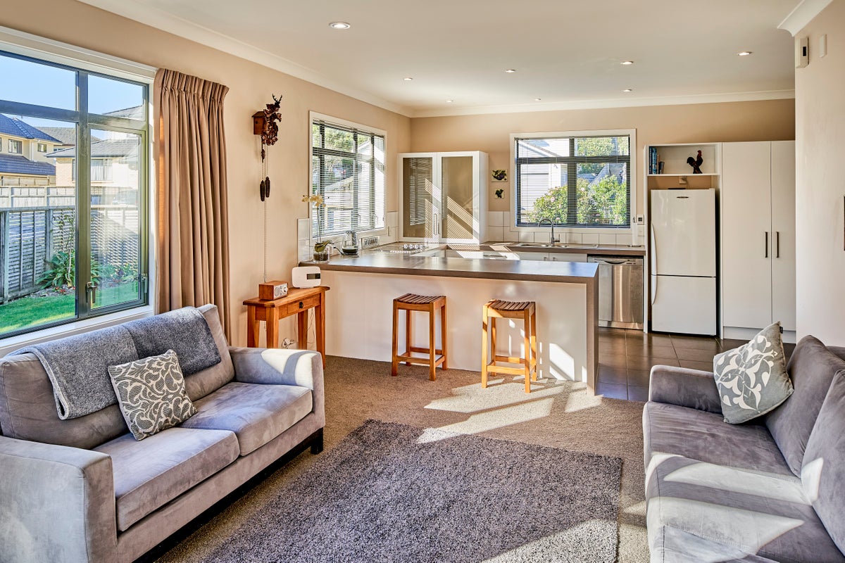 125 Cortina Avenue, Johnsonville, Wellington - Carousel 2