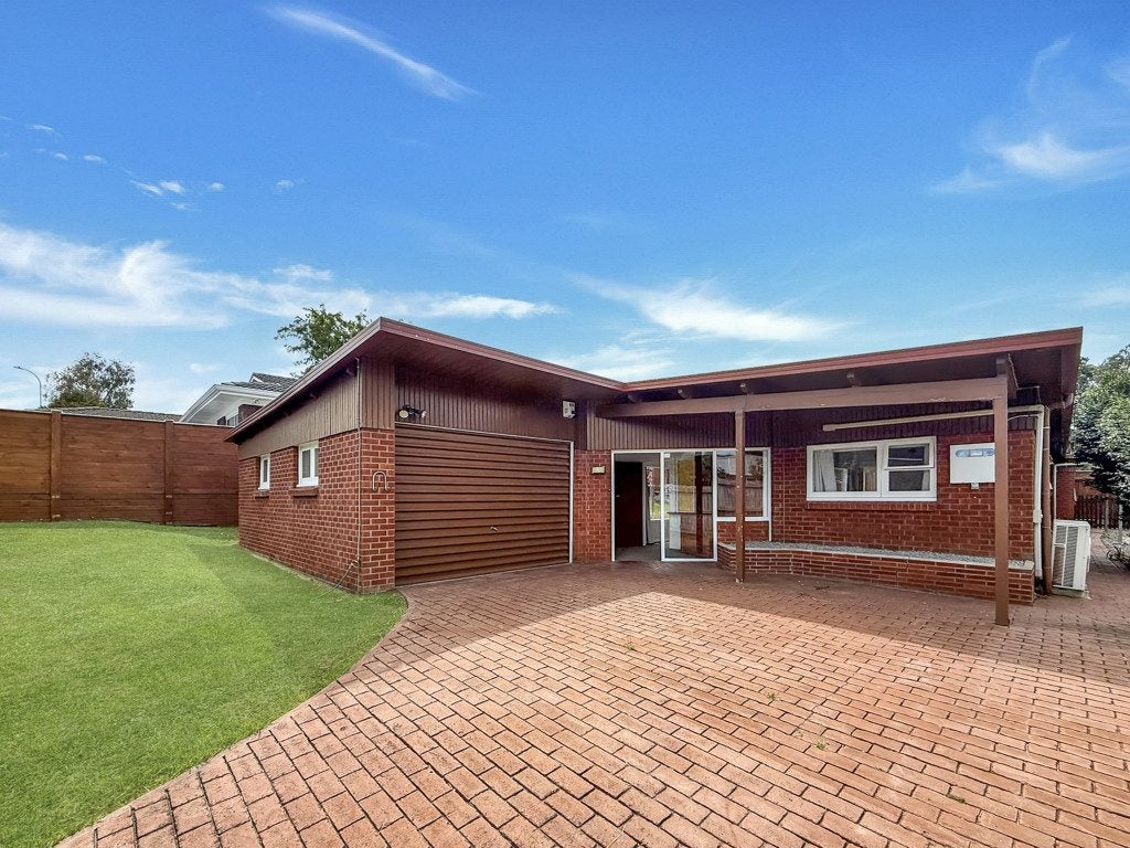 73 Eban Avenue, Hillcrest, Auckland - Carousel 1