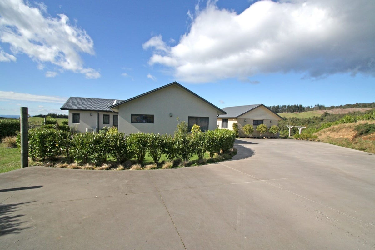 1849 Mangorei Road, Mangorei, New Plymouth - Carousel 1