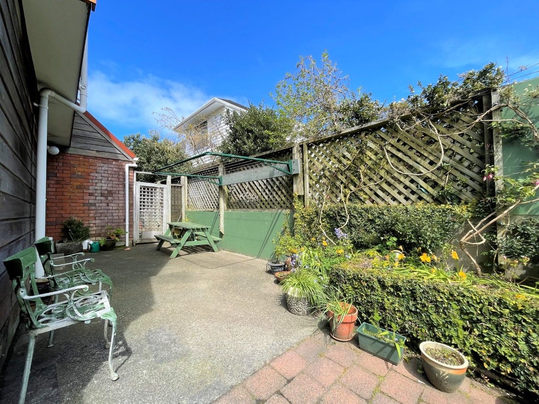 14B Agra Crescent, Khandallah, Wellington - Carousel 16