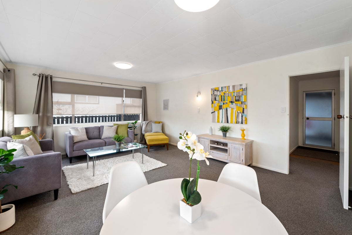 1/38 Grey Street, Glenholme, Rotorua - Carousel 2