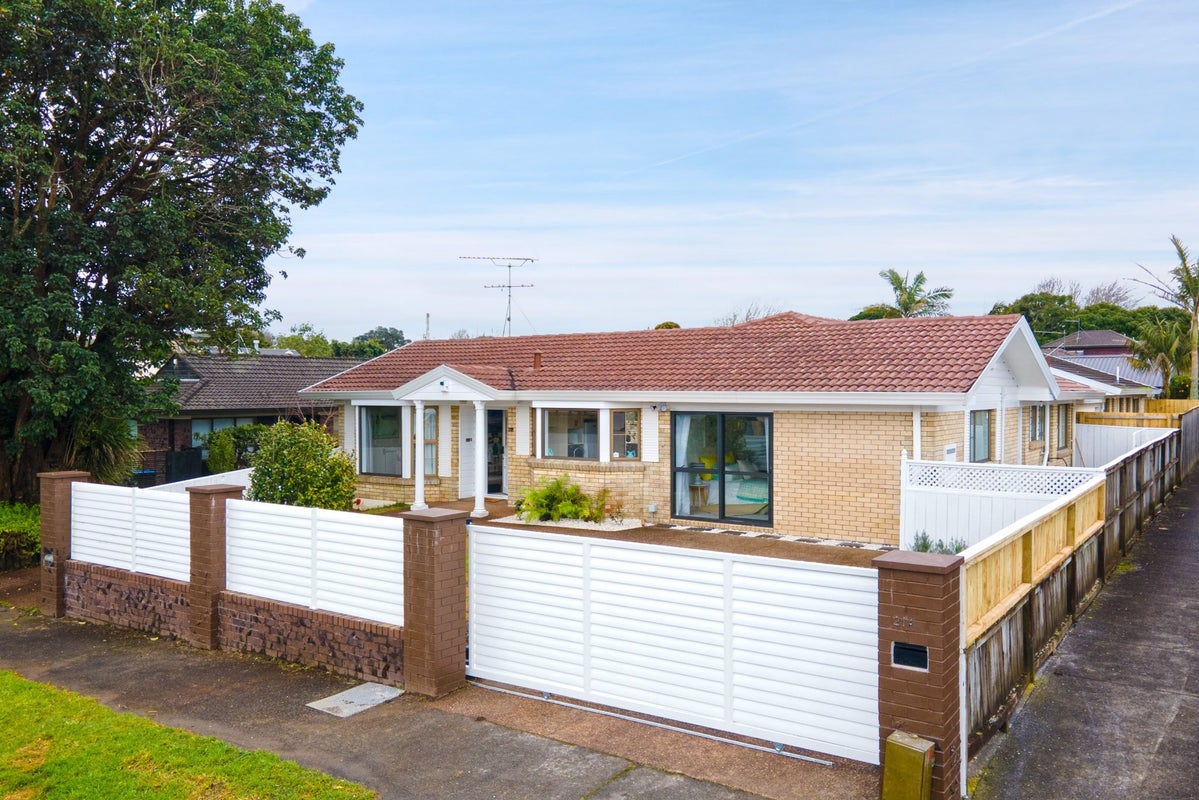21A Selwyn Road, Epsom, Auckland - Carousel 2