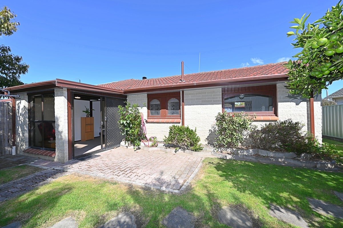 1/116 Freyberg Avenue, TAMATEA, NAPIER - Carousel 1