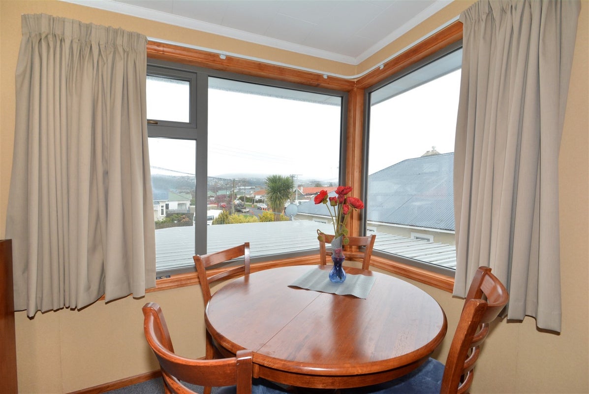 15 Nile Street, Saint Clair, Dunedin - Carousel 2