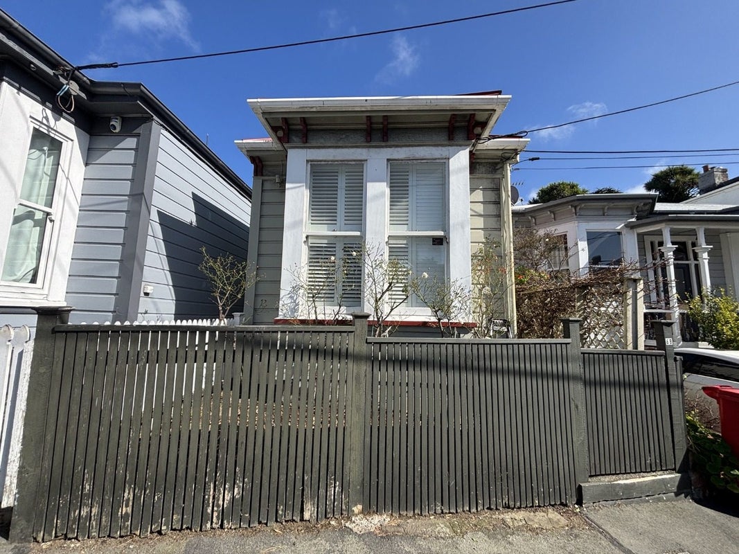 68 Wallace Street, Mount Cook, Wellington - Carousel 1