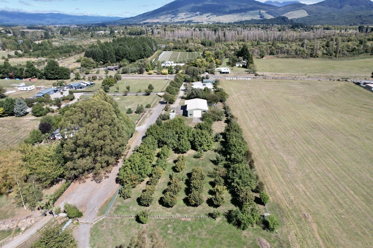 134 Grace Road, Turangi, Turangi - Carousel 1