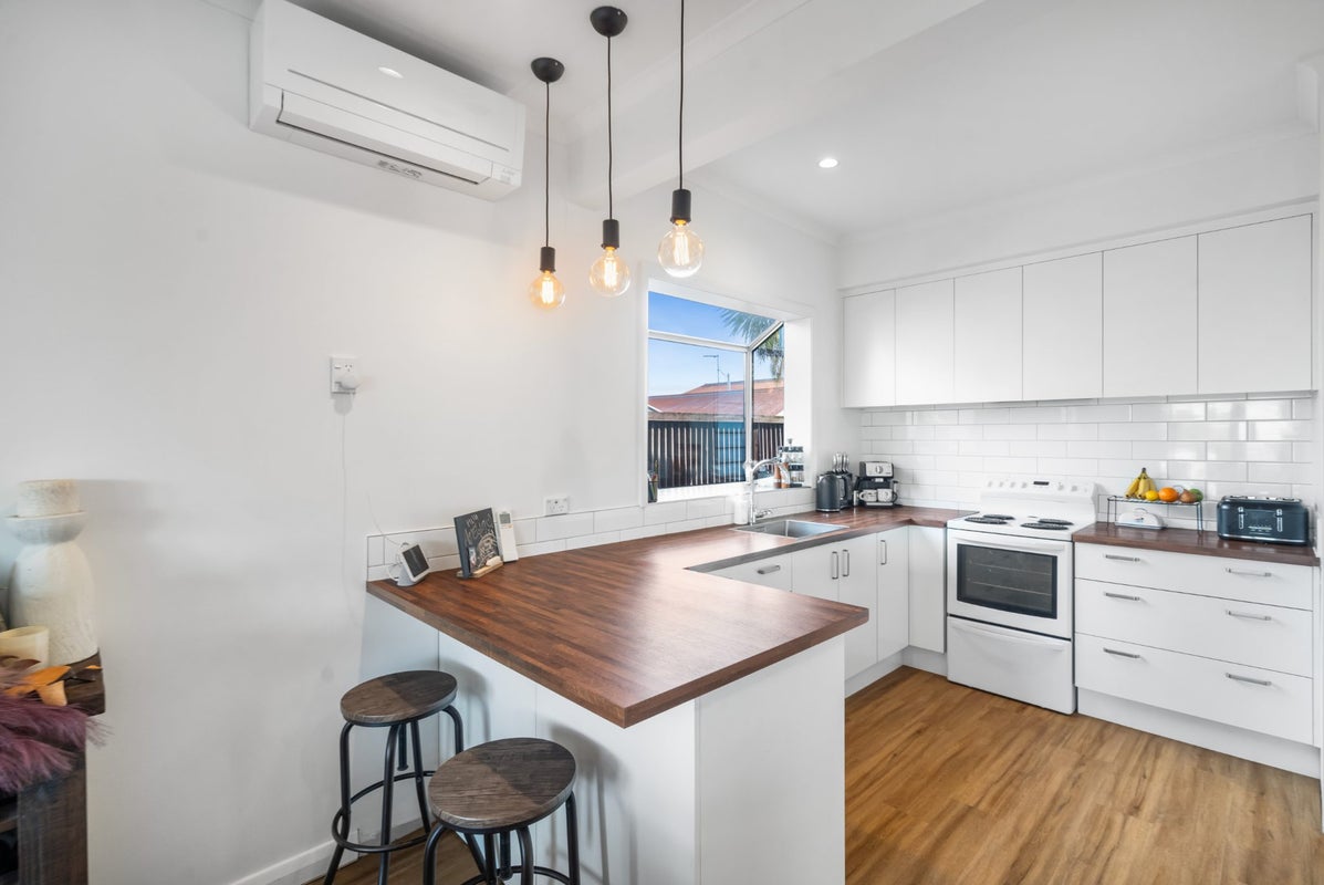 38 Pacific Road, North New Brighton, Christchurch - Carousel 2