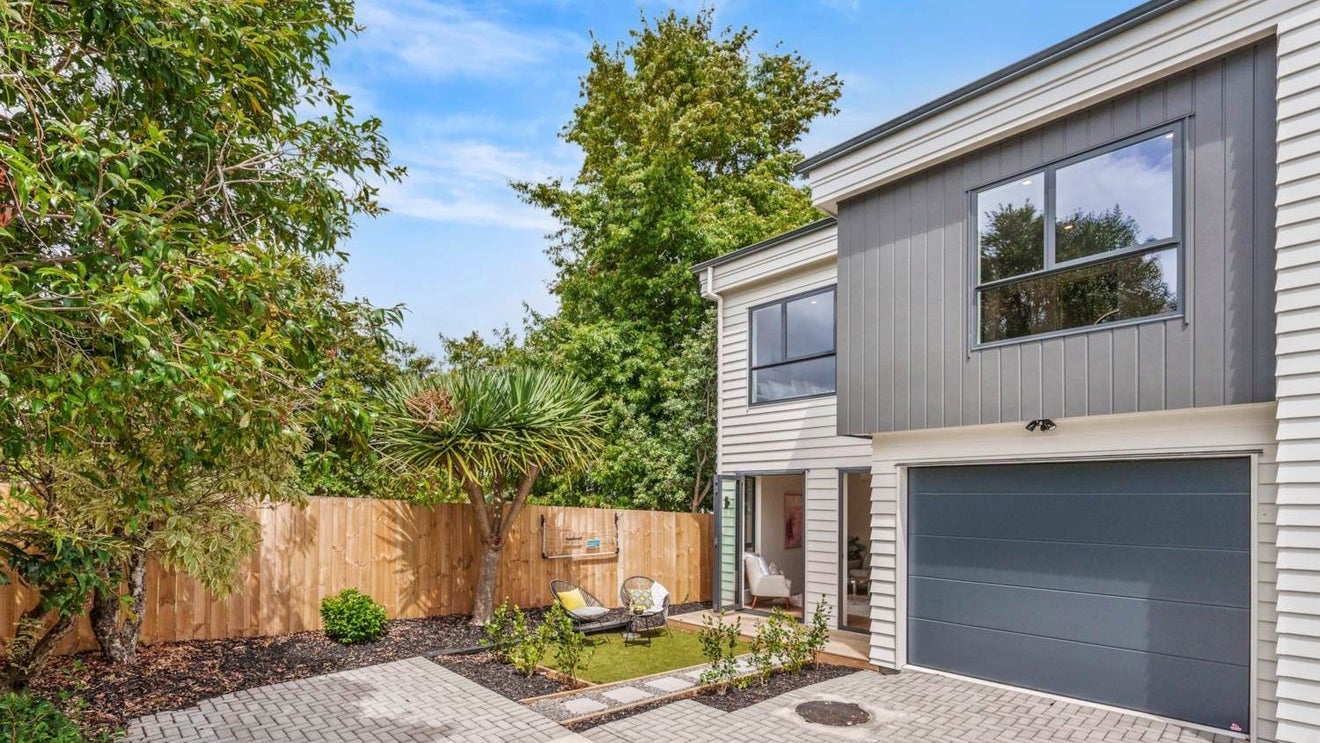 36D Whitford Road, Botany Downs, Auckland - Carousel 1
