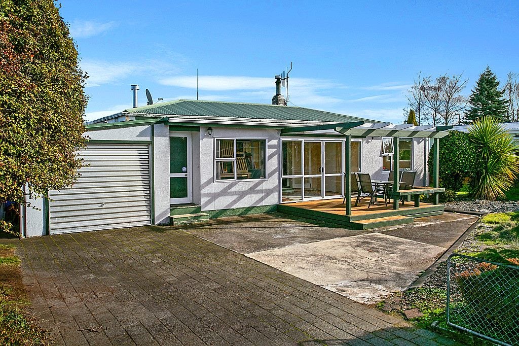 3 John Street, Tauhara, Taupo - Carousel 1
