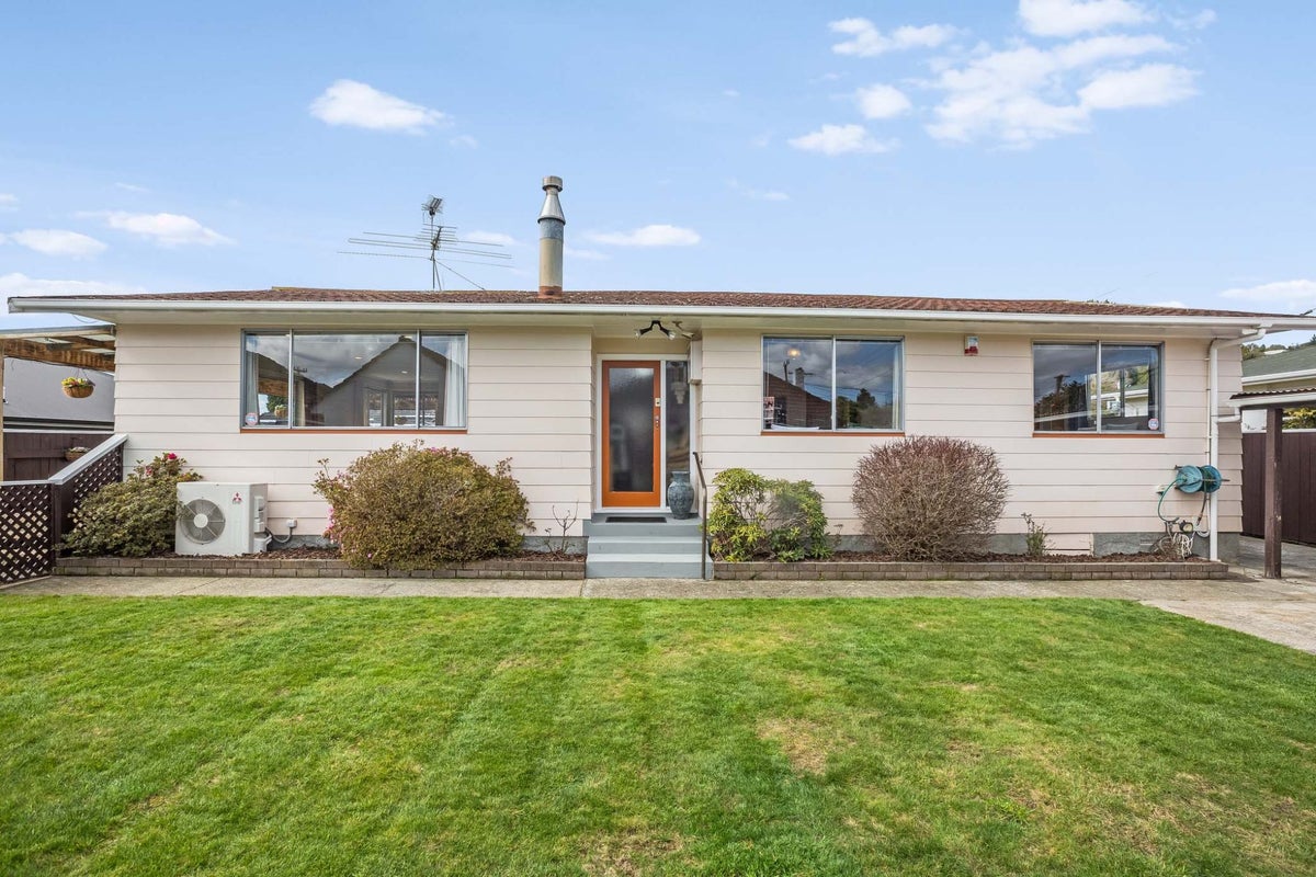 14A Ebdentown Street, Ebdentown, Upper Hutt - Carousel 1