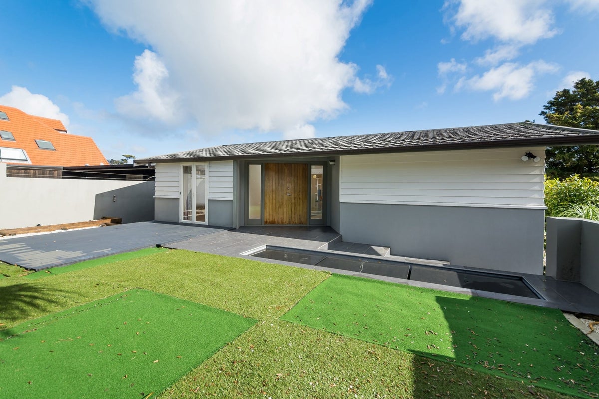 308A Hurstmere Road, Takapuna, Auckland - Carousel 2