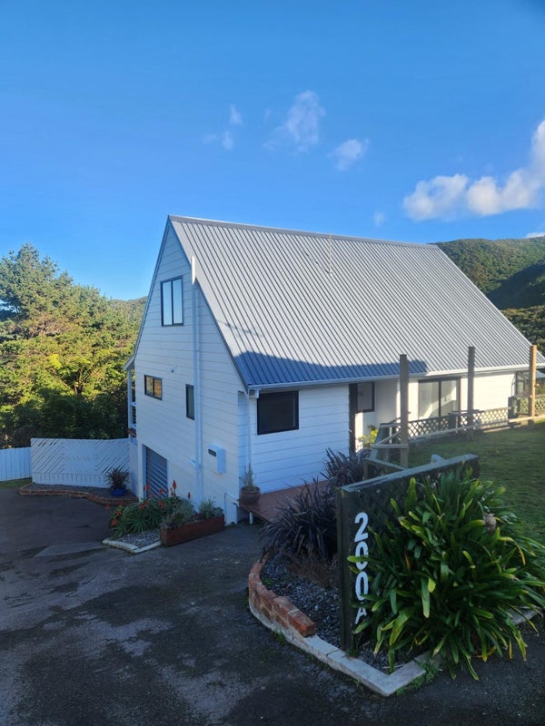 200A Mitchell Street, Brooklyn, Wellington - Carousel 1