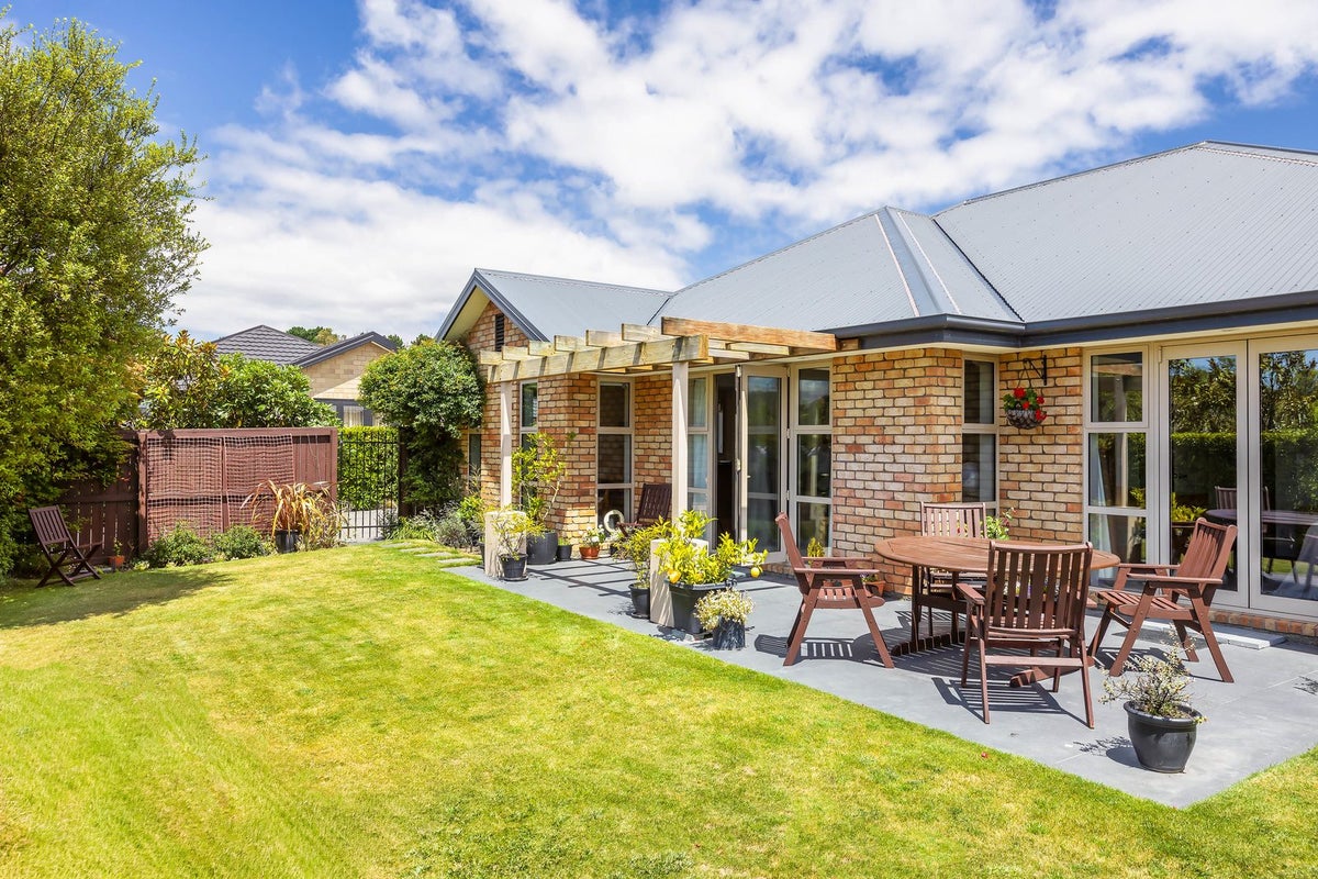 46 Mokihi Gardens, Hillmorton, Christchurch - Carousel 1