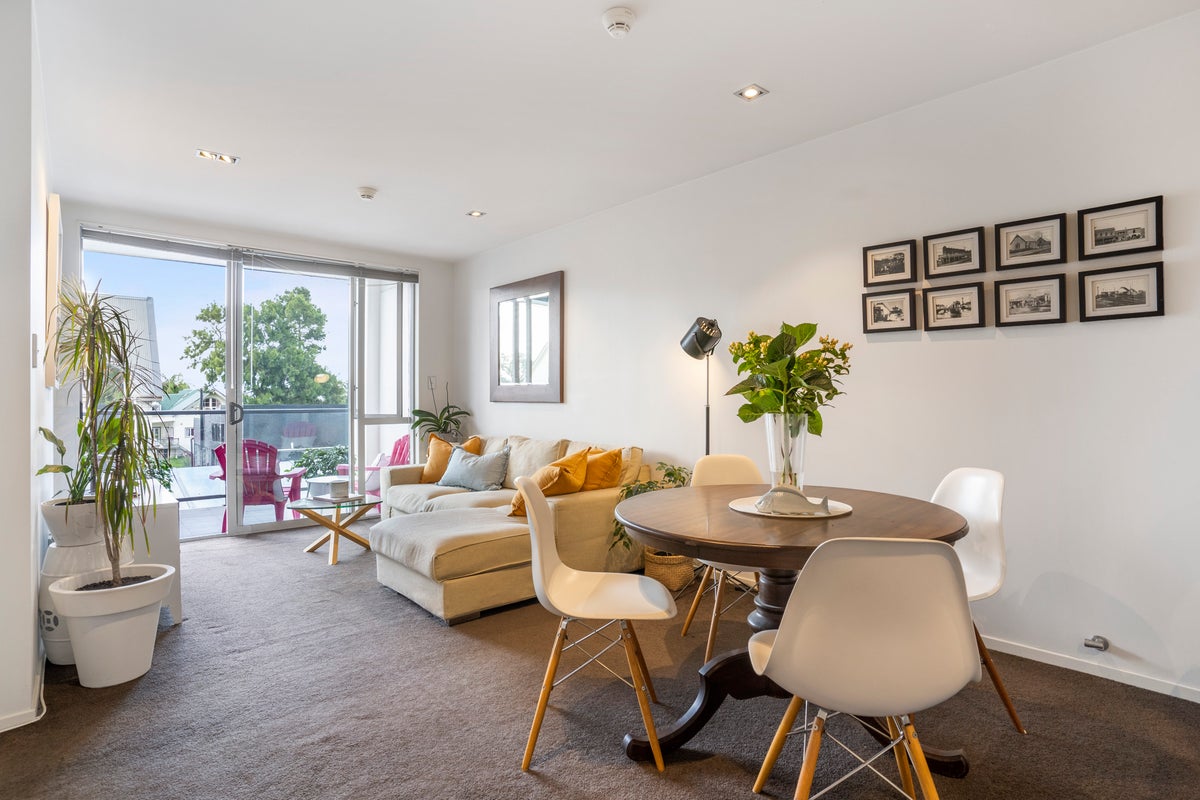 4U/435 New North Road, Kingsland, Auckland - Carousel 2