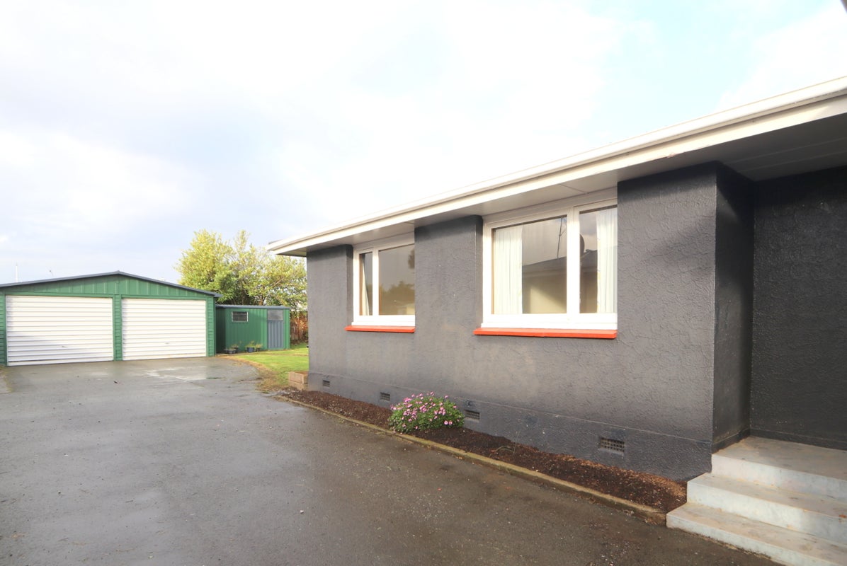 44 Kinmont Crescent, Newfield, Invercargill - Carousel 1