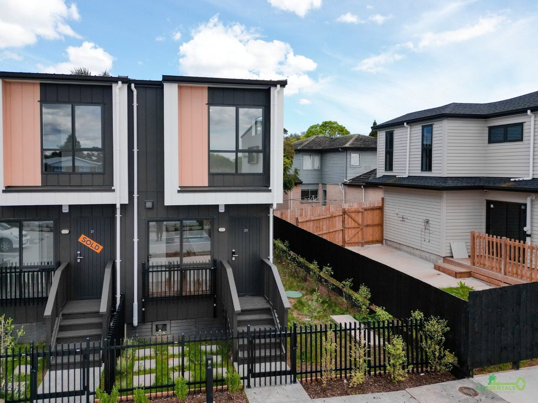 80 Elliot Street, Pahurehure, Papakura - Carousel 1