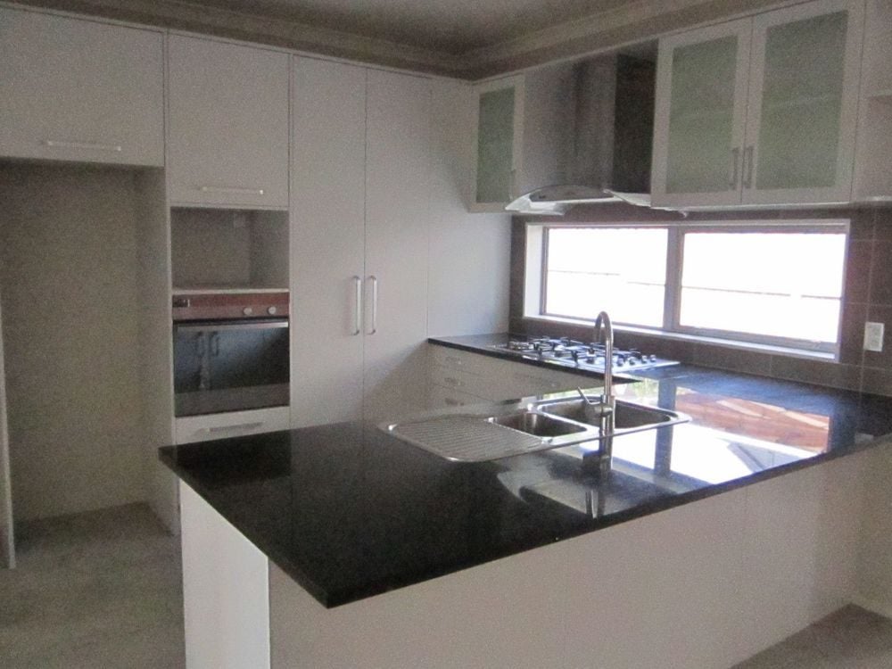 1 Savina Court, Flat Bush, Auckland - Carousel 2