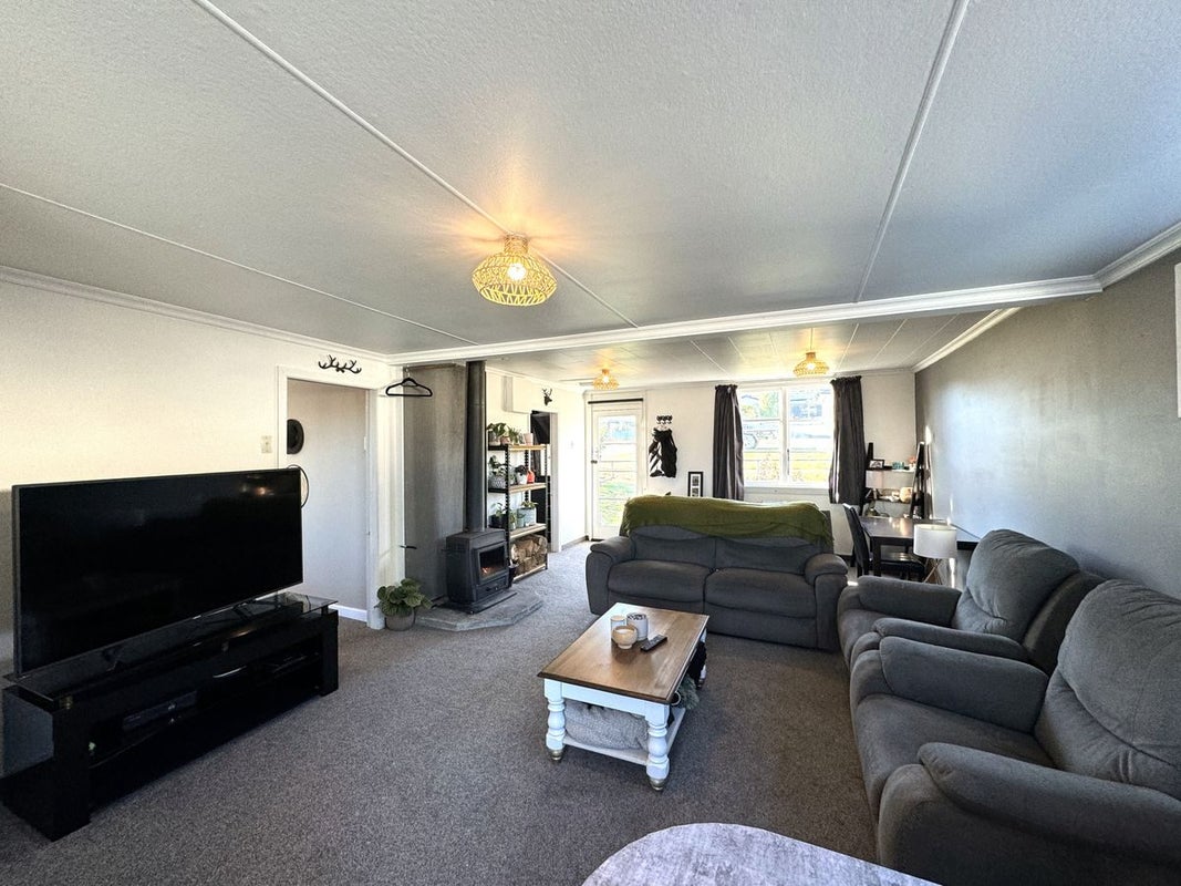 59 Salcombe Street, Kaitangata, Kaitangata - Carousel 2
