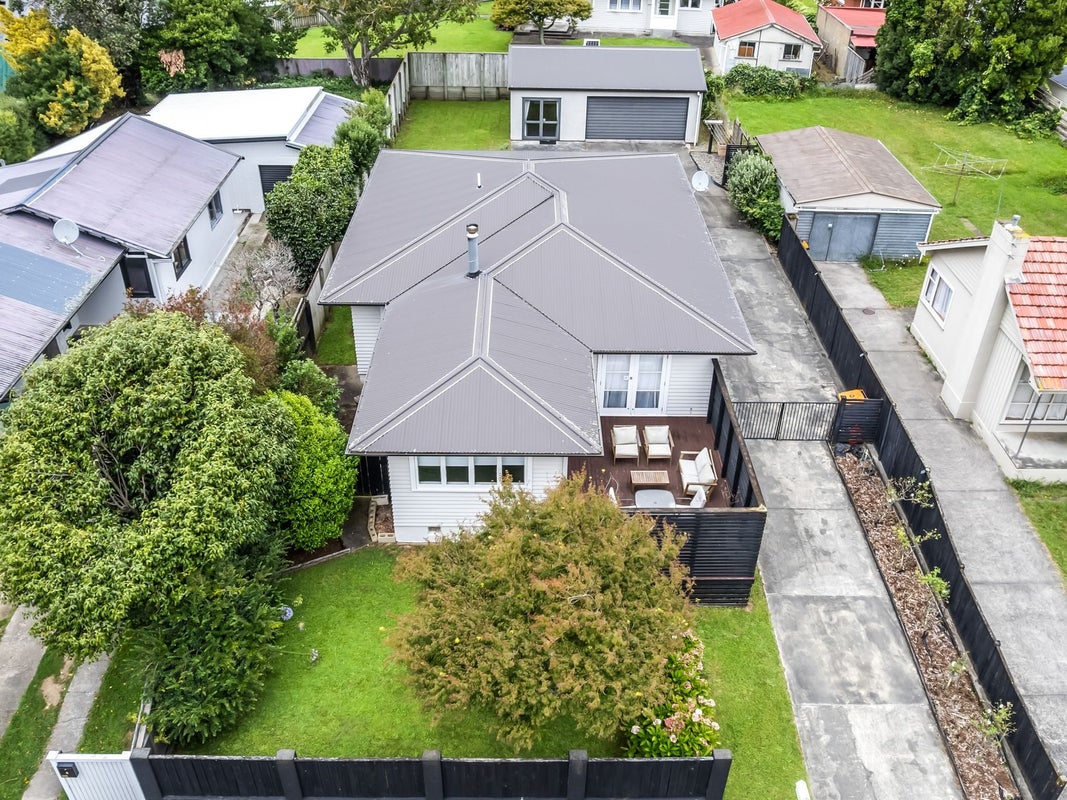 10 Antrim Place, Hokowhitu, Palmerston North - Carousel 2