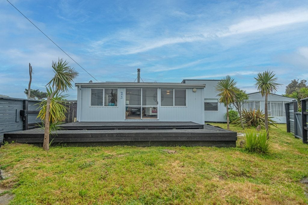23 Nash Parade, Foxton Beach, Foxton - Carousel 1