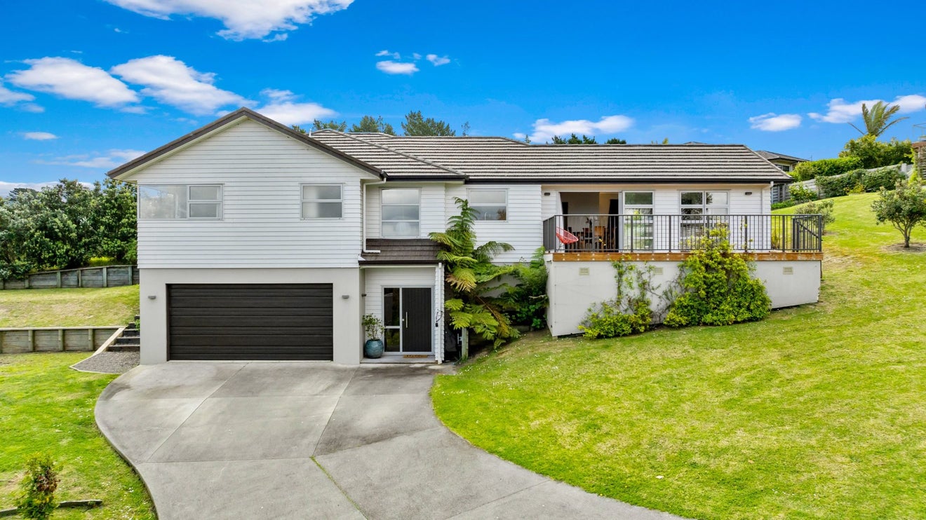 15 Montpellier Heights, Arkles Bay, Whangaparaoa - Carousel 1
