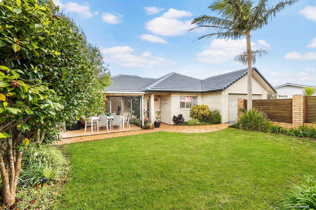 114C Colwill Road, Massey, Auckland - Carousel 1