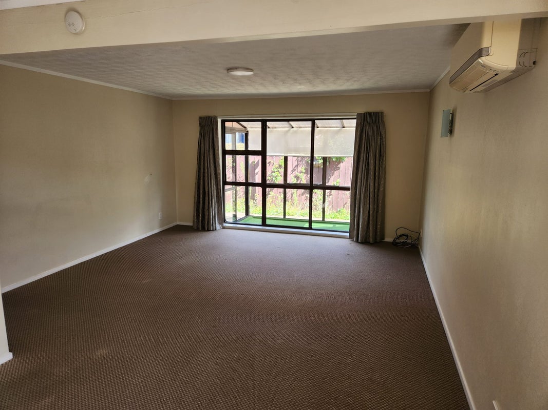 4/10 James Street, Plimmerton, Porirua - Carousel 2