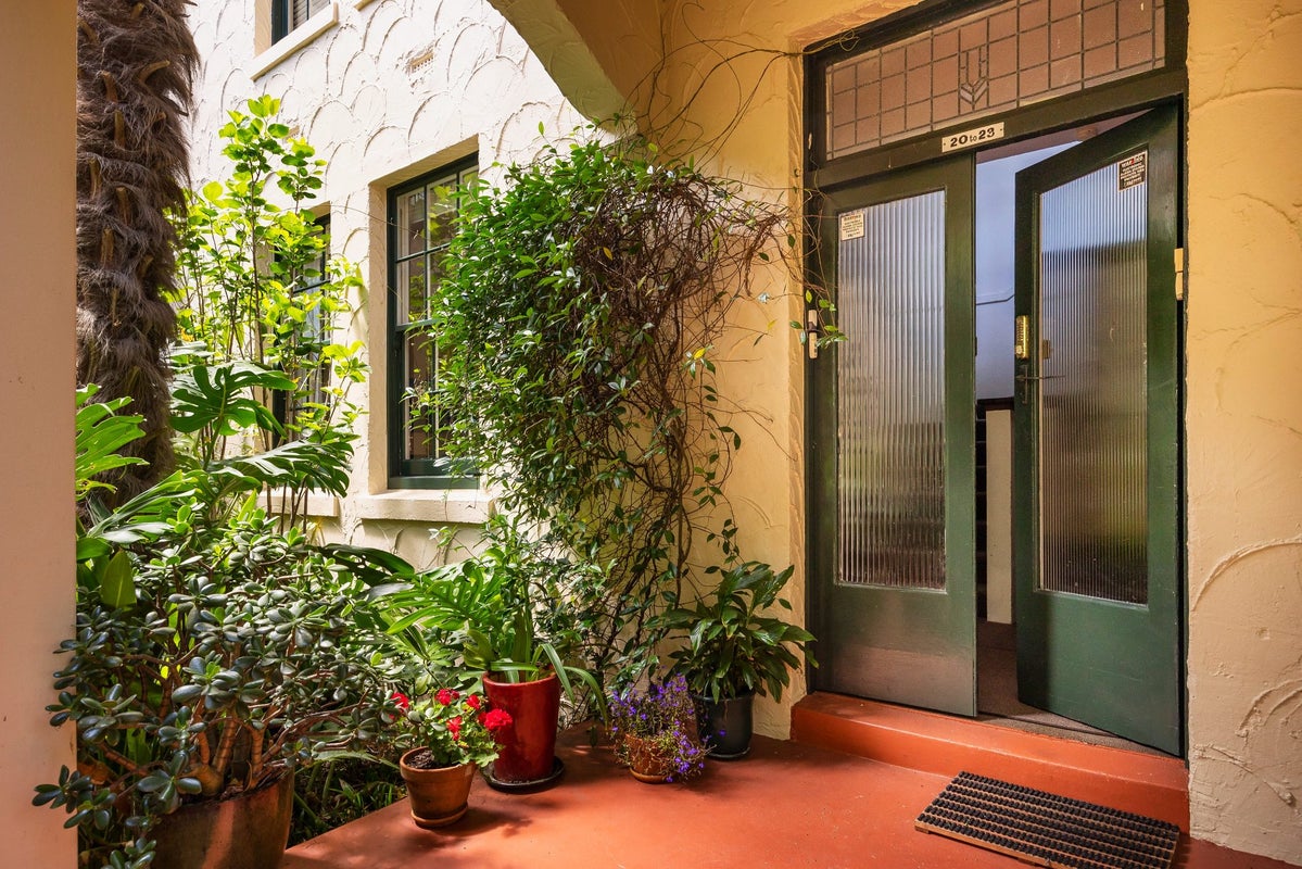 20/128 Newton Road, Newton, Auckland - Carousel 1