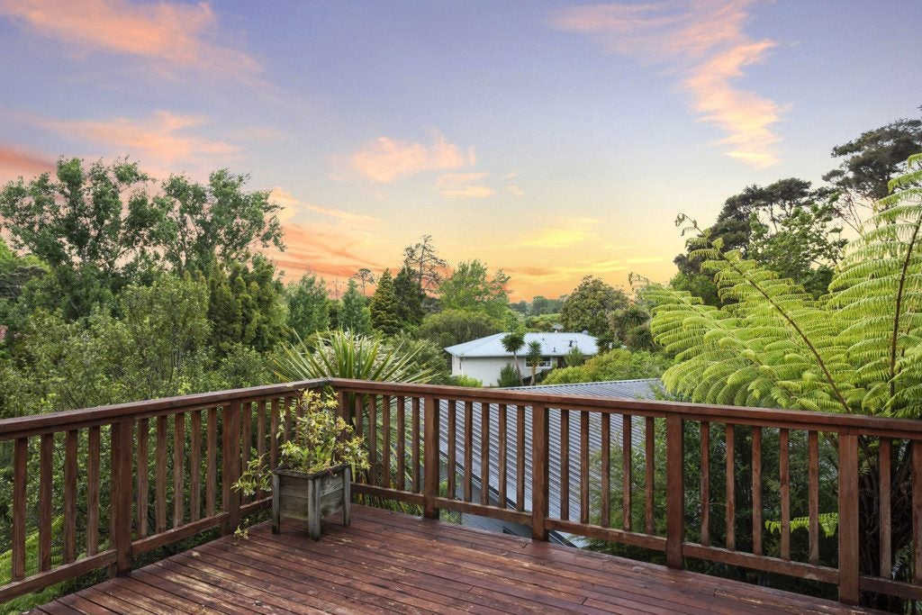 518E West Coast Road, Oratia, Auckland - Carousel 2